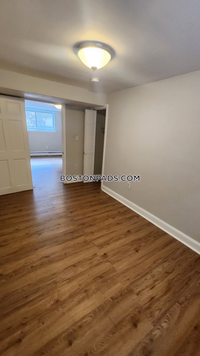 BOSTON - BRIGHTON - BOSTON COLLEGE - 3 Beds, 1 Bath - Image 16