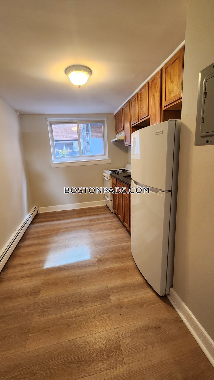 Chiswick Rd., Boston