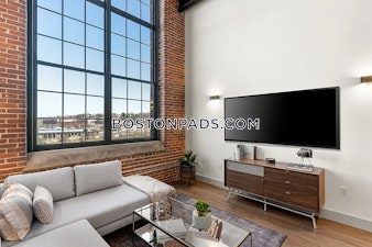 Merrimack St. Lawrence