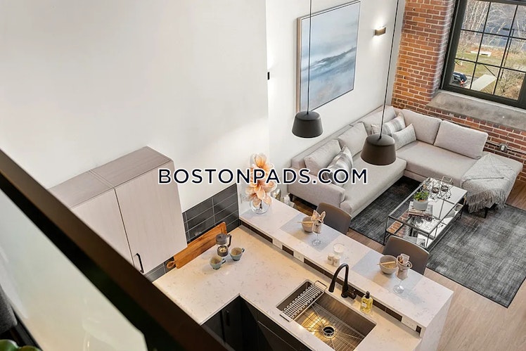 Merrimack St., Lawrence