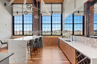 Lawrence Studio 1 baths Luxury in LAWRENCE - $2,460 No Fee