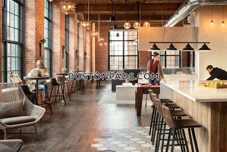 South Union St., Lawrence