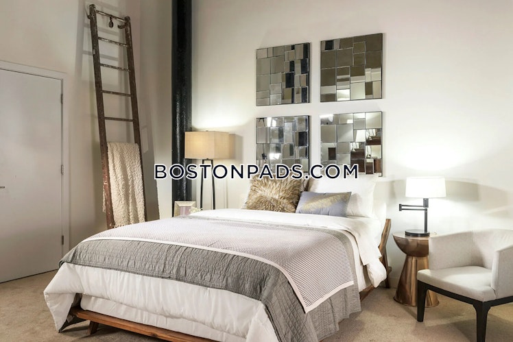 South Union St., Lawrence