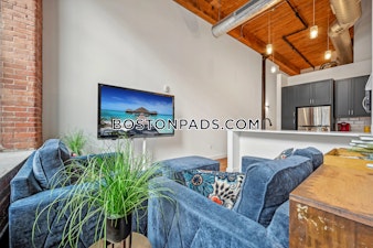 South Union St. Lawrence