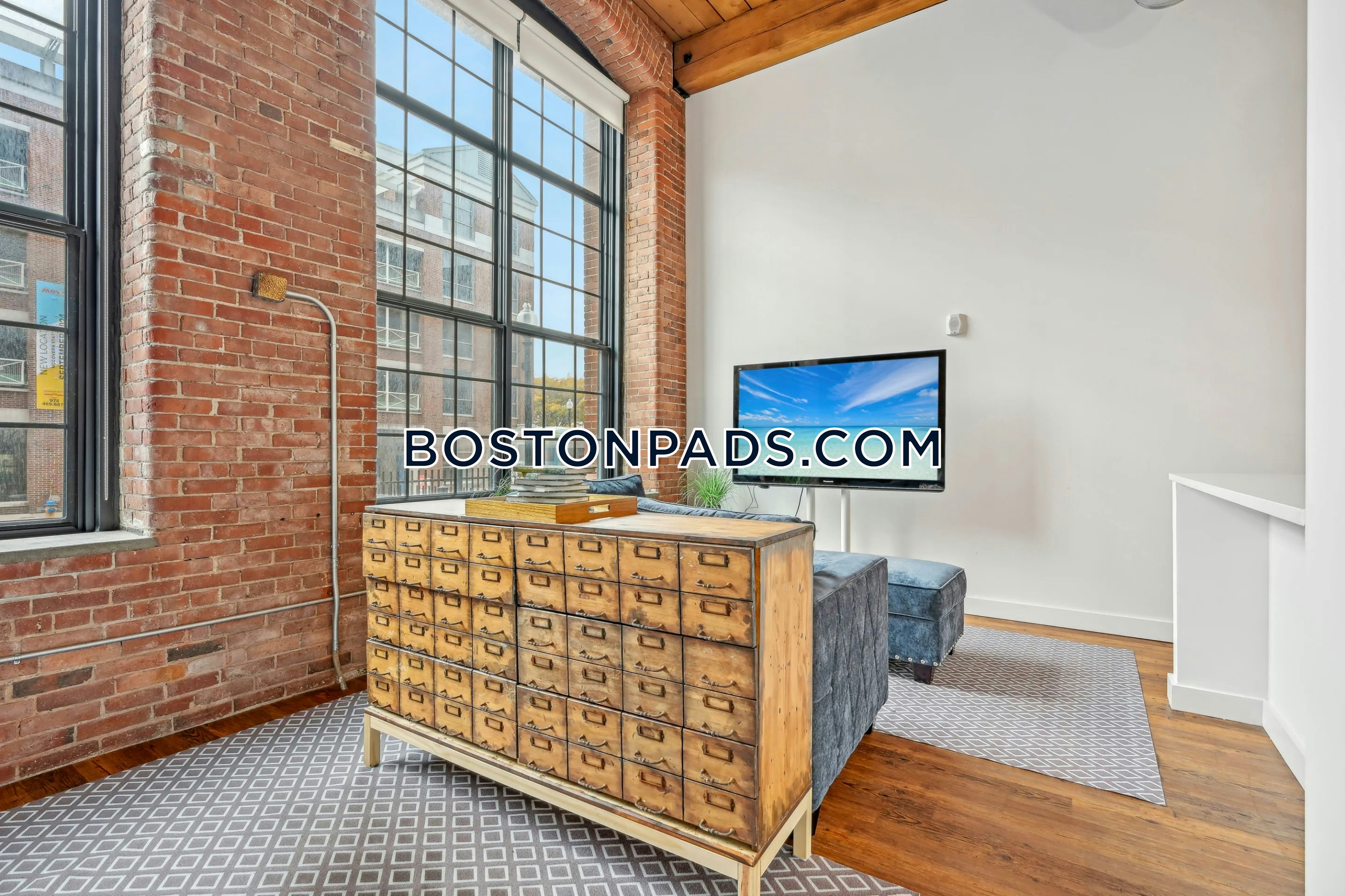 Lawrence - 0 Beds, 1 Baths