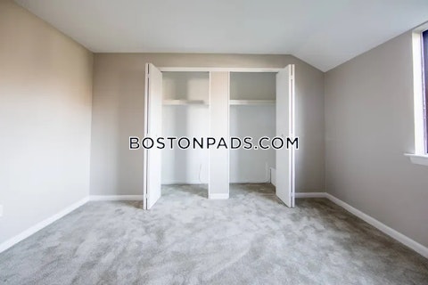 Forest Acres Dr. Haverhill photo 12