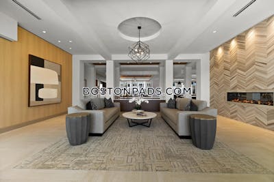 Hyannis 2 bedroom 1 baths Luxury in HYANNIS - $4,185 No Fee