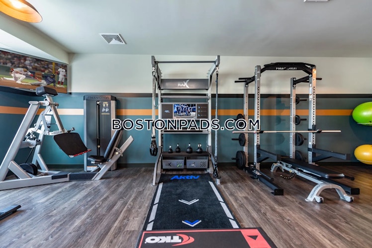 Kingston Collection Way., Kingston