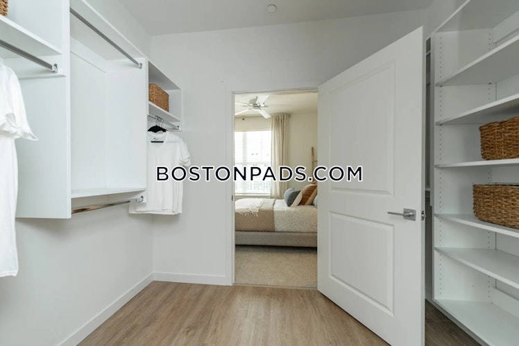 Kingston Collection Way., Kingston