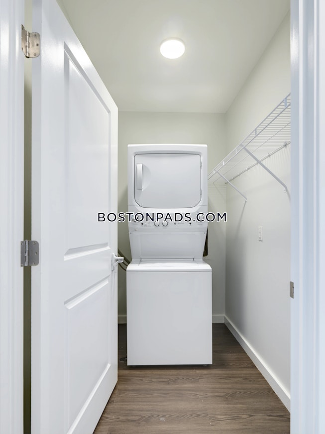 Duxbury - $3,990+ /mo