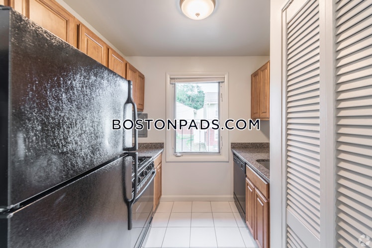 Settlers Rd., Plymouth