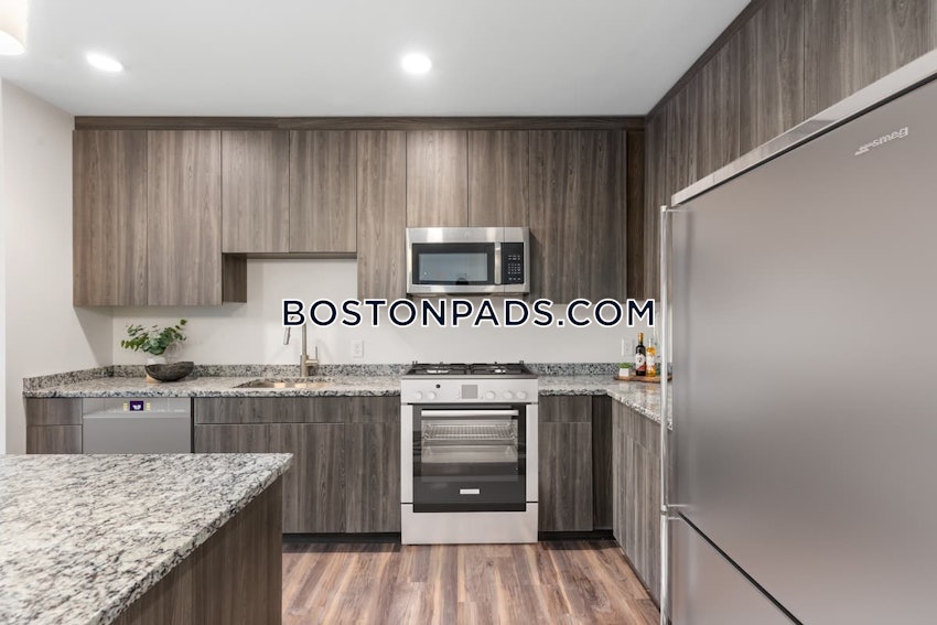 HYANNIS - 1 Bed, 1 Bath - Image 3