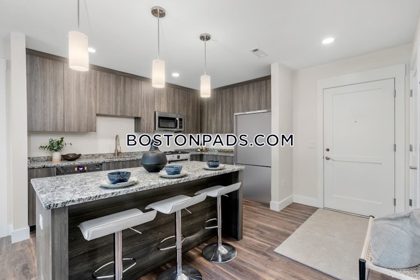 HYANNIS - 1 Bed, 1 Bath - Image 10