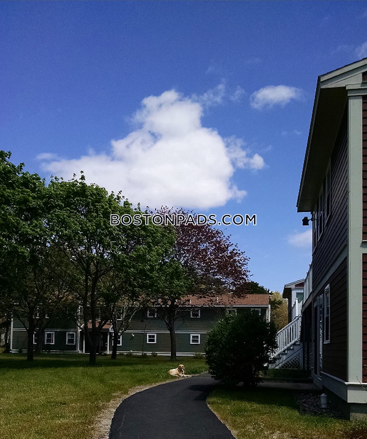 Wampanoag Dr., Mashpee