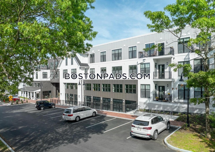 Village Green South, Plymouth