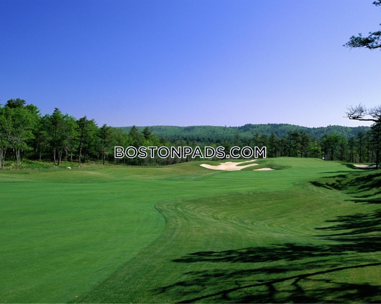 Village Green South, Plymouth