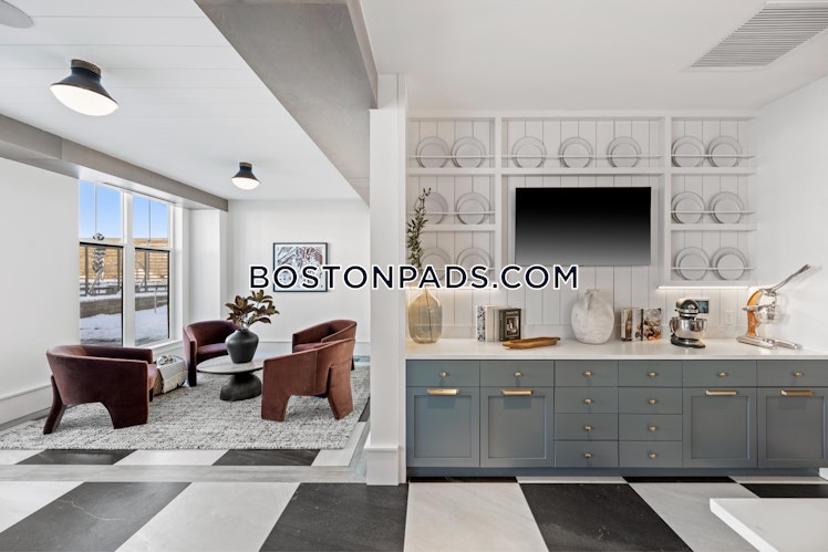 Village Green South, Plymouth