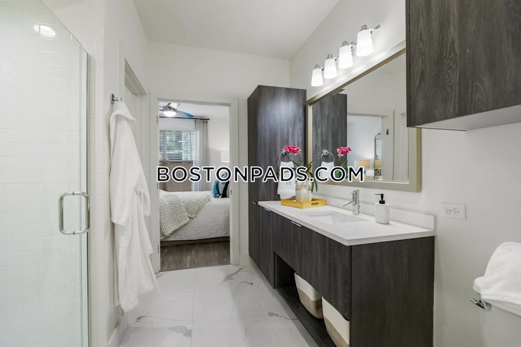 Station Dr., Plymouth