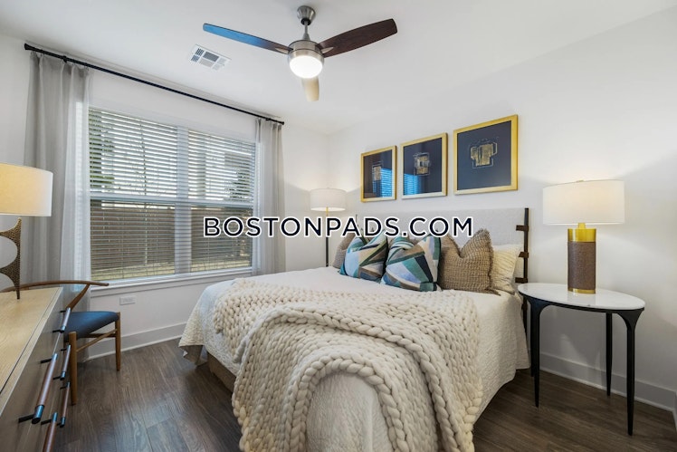 Station Dr., Plymouth