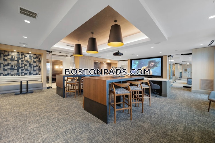 Station Dr., Plymouth