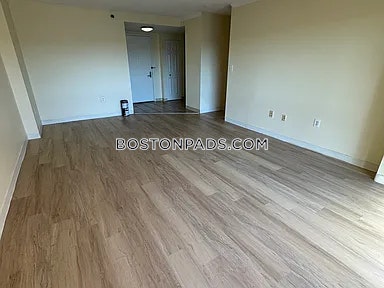 Boston - 2 Beds, 1.5 Baths