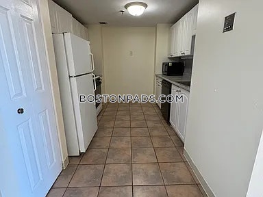 Boston - 2 Beds, 1.5 Baths