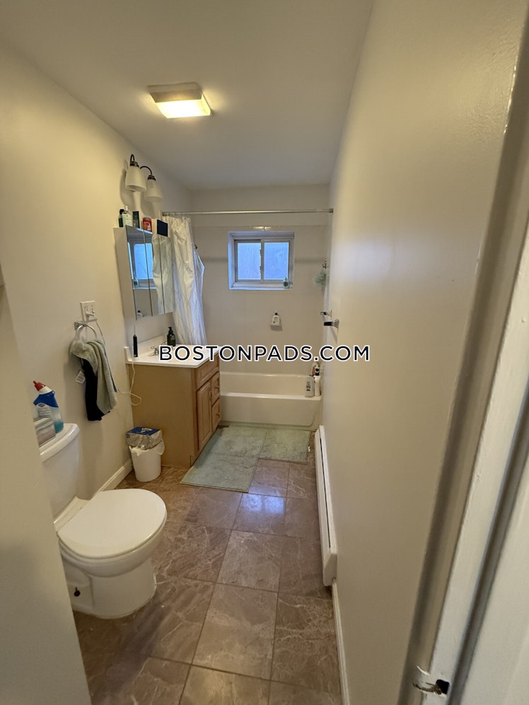 Chiswick Rd., Boston