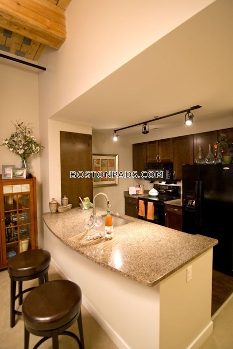 Quequechan St. Fall River photo 8