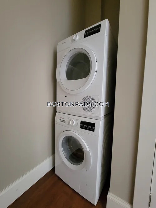 Fall River - 1 Beds, 1 Baths