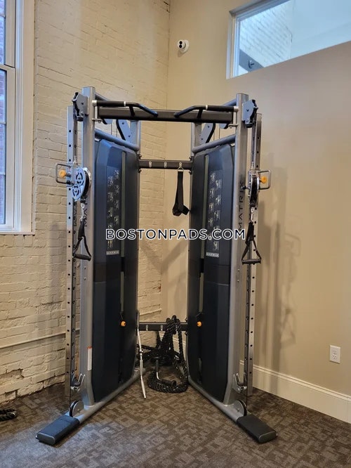 Fall River - 2 Beds, 1 Baths