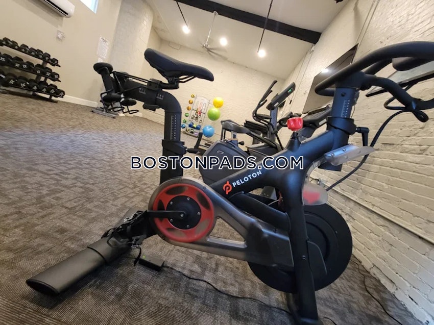 FALL RIVER - 2 Beds, 1 Bath - Image 9