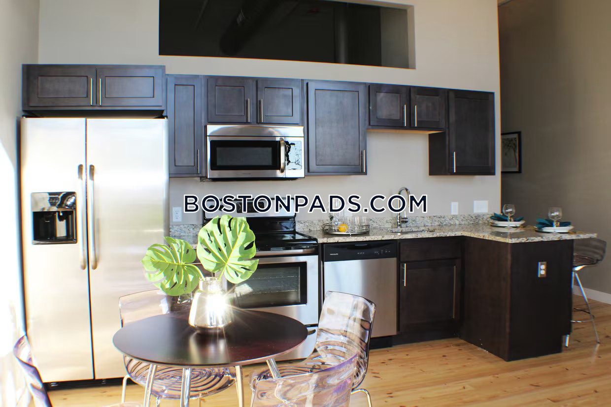 Fall River - 2 Beds, 1 Baths