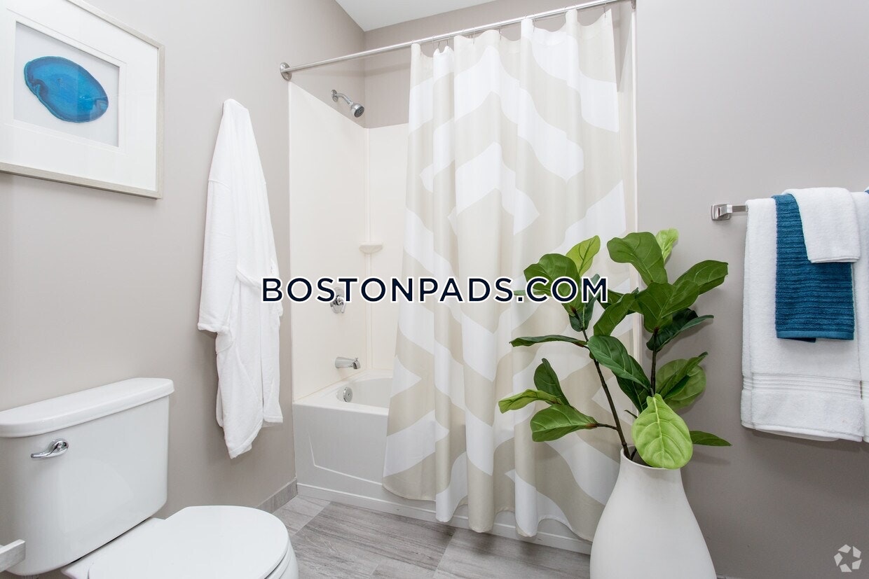 Fall River - 2 Beds, 1 Baths