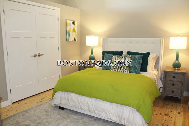 Fall River - 2 Beds, 1 Baths