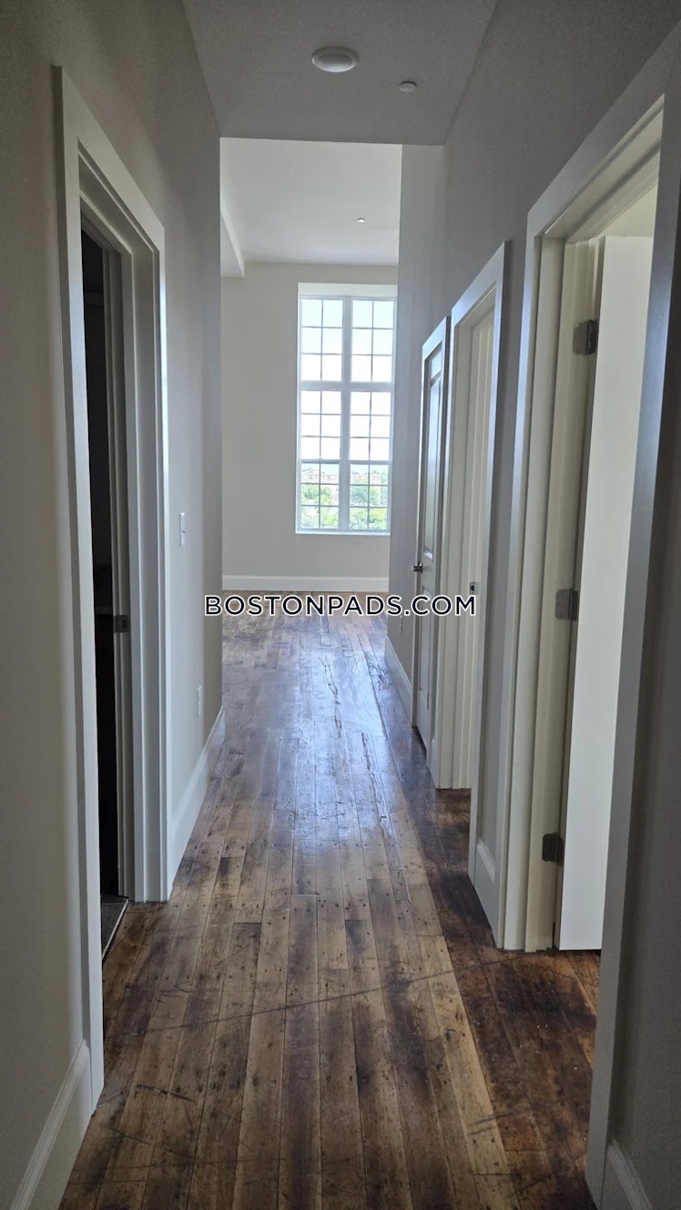 Kilburn St., Fall River