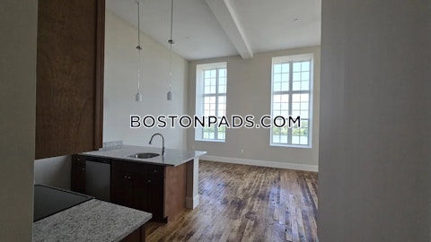 Kilburn St. Fall River photo 32