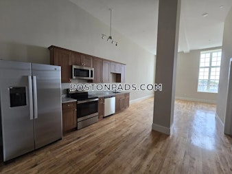 Kilburn St. Fall River