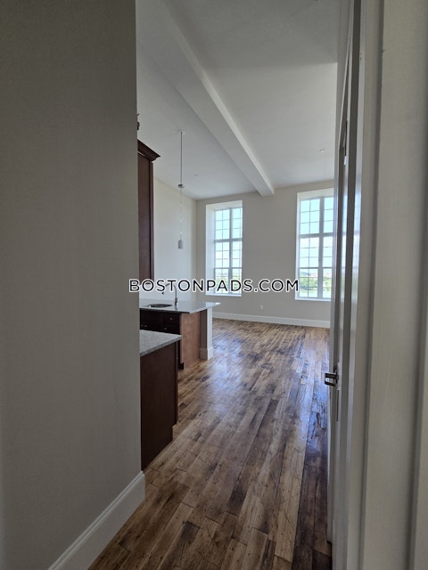 Kilburn St. Fall River photo 29