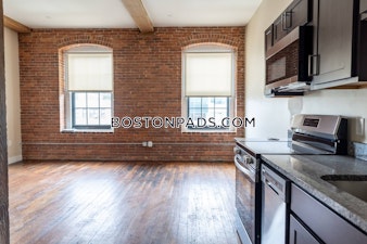 Pleasant St. Fall River