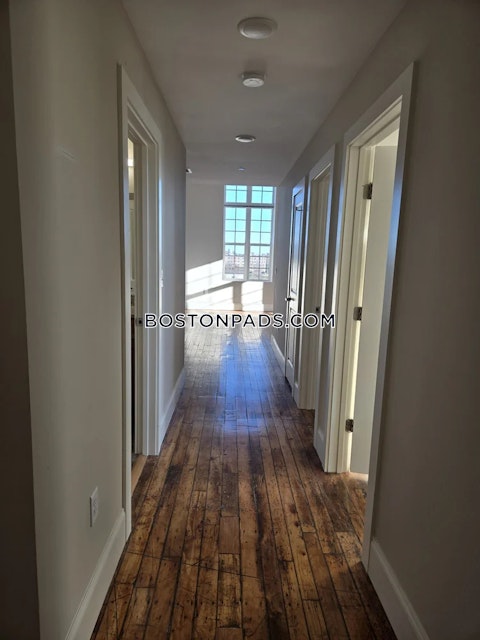 Kilburn St. Fall River photo 21