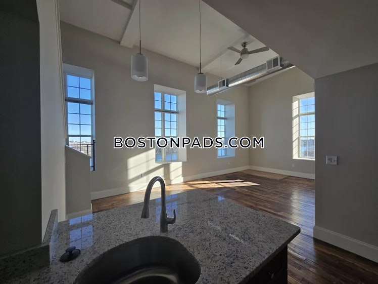 Kilburn St., Fall River