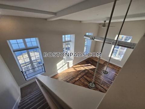 Kilburn St. Fall River photo 19