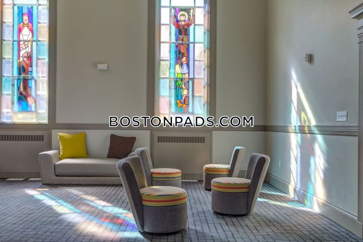 Washington St., Hanover