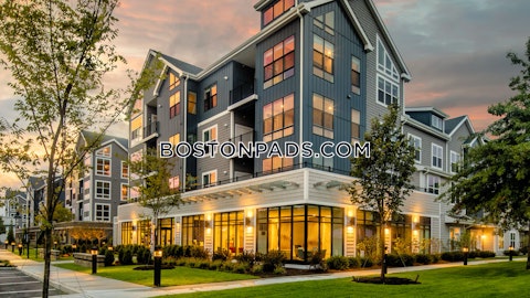 Lincoln St. Hingham photo 27