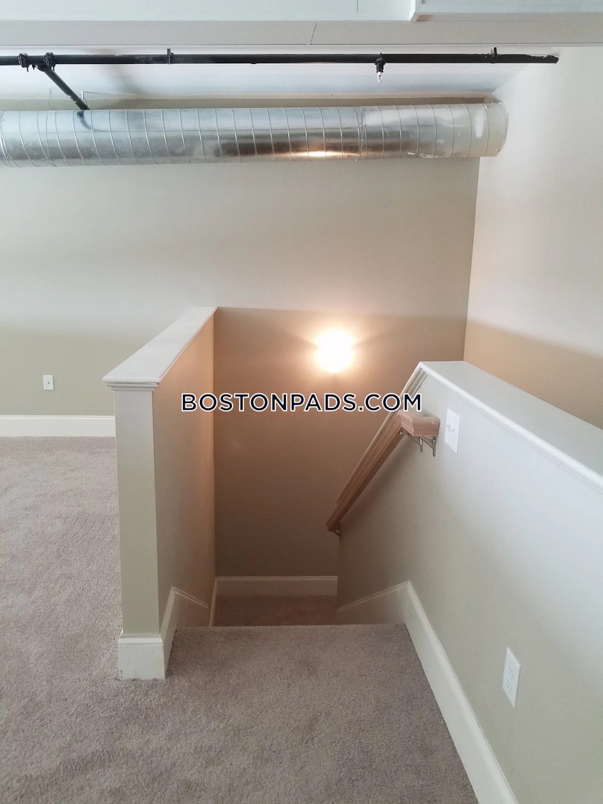 FALL RIVER - 2 Beds, 1 Bath - Image 16