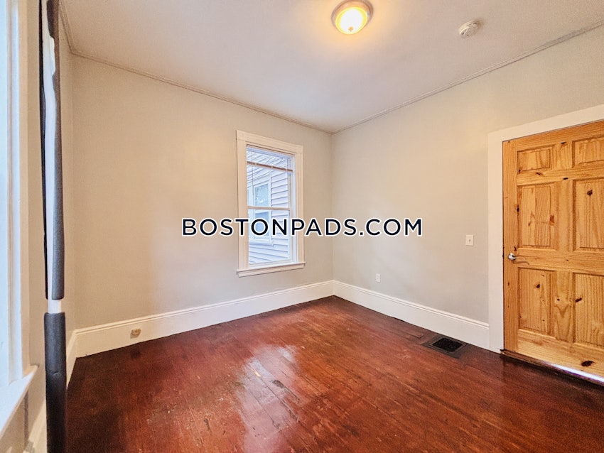 BOSTON - DORCHESTER/SOUTH BOSTON BORDER - 3 Beds, 1 Bath - Image 17