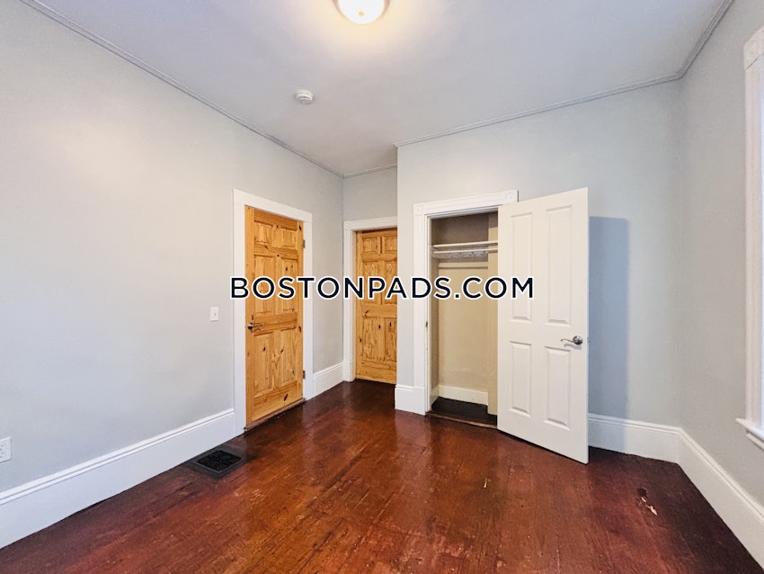 BOSTON - DORCHESTER/SOUTH BOSTON BORDER - 3 Beds, 1 Bath - Image 16