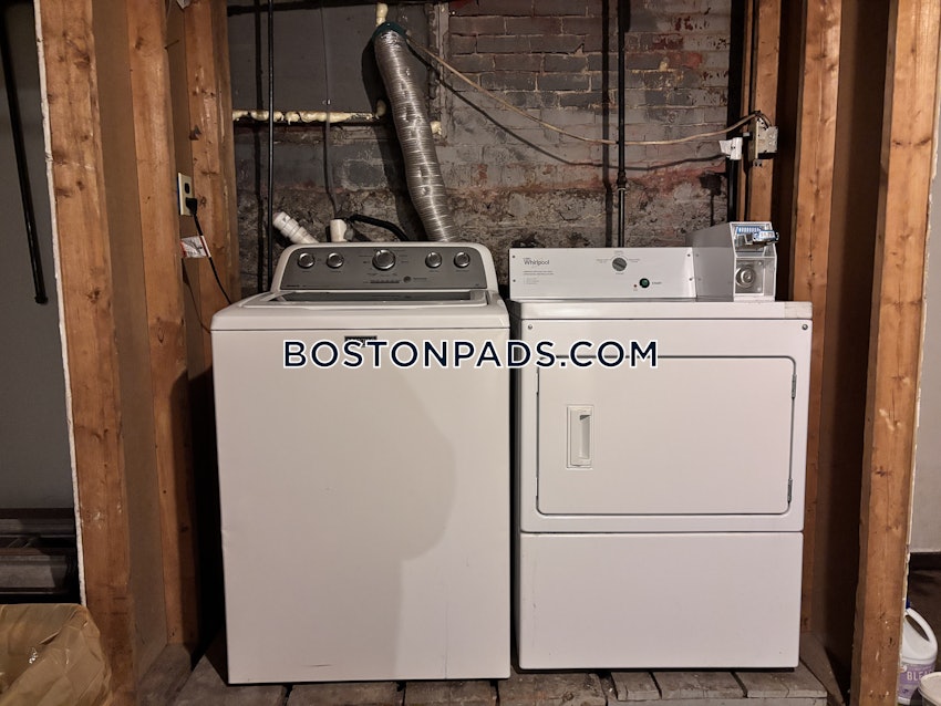 BOSTON - DORCHESTER/SOUTH BOSTON BORDER - 3 Beds, 1 Bath - Image 21