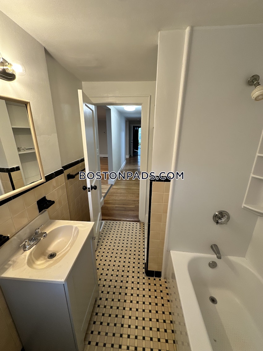 BOSTON - BRIGHTON - BOSTON COLLEGE - 5 Beds, 2 Baths - Image 18