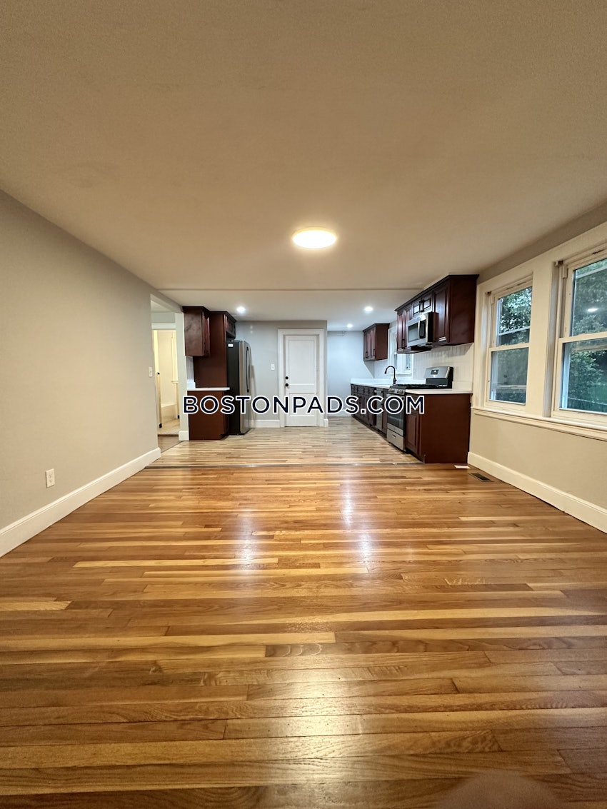 BOSTON - BRIGHTON - BOSTON COLLEGE - 5 Beds, 2 Baths - Image 10